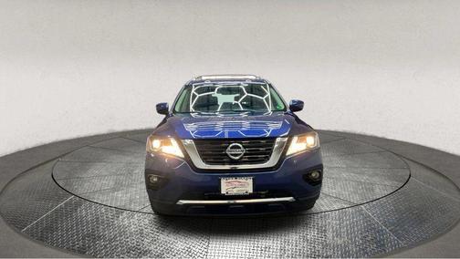 2019 Nissan Pathfinder SV