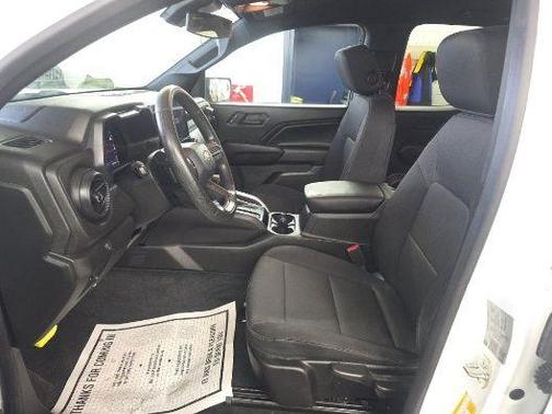 2023 Chevrolet Colorado WT