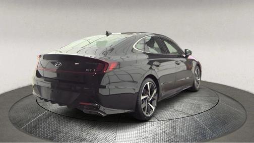 2022 Hyundai SONATA SEL Plus