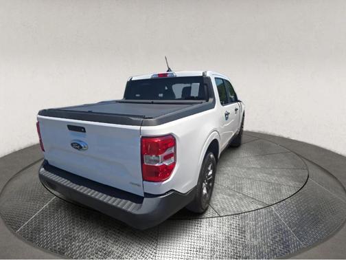 Oxford White 2024 Ford Maverick XLT