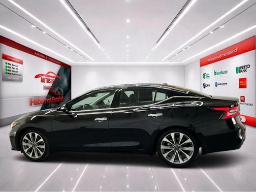 Black 2023 Nissan Maxima Platinum