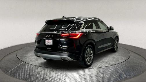 2021 INFINITI QX50 Luxe