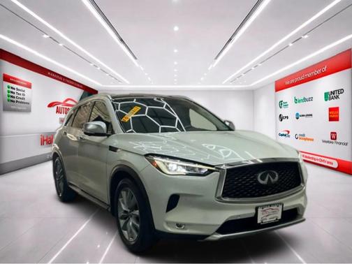 Majestic White 2021 INFINITI QX50 ESSENTIAL