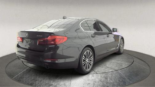 2019 BMW 530 i xDrive