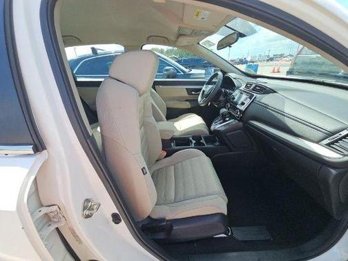 White 2017 Honda CR-V LX