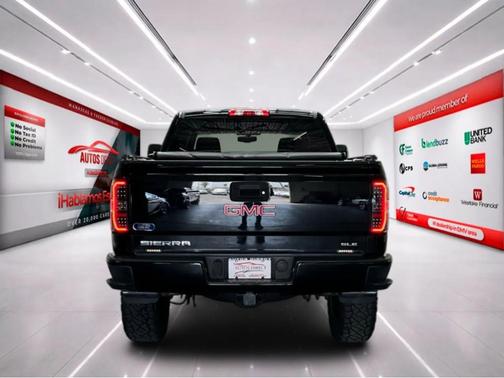 Onyx Black 2017 GMC Sierra 1500 SLE