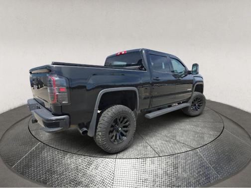 Onyx Black 2017 GMC Sierra 1500 SLE