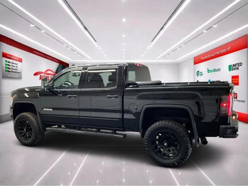 Onyx Black 2017 GMC Sierra 1500 SLE