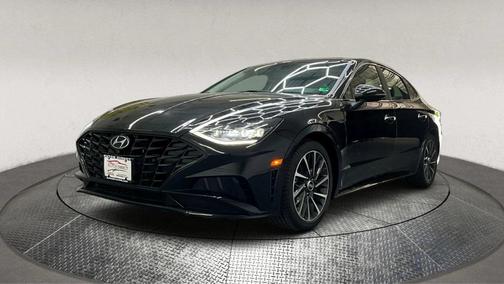 2022 Hyundai SONATA Limited