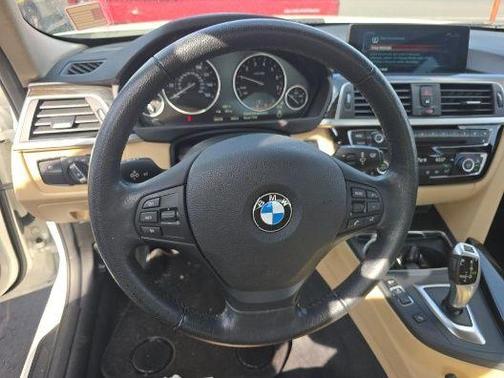 2017 BMW 320 i