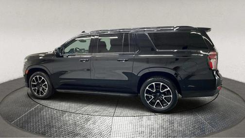 2022 Chevrolet Suburban RST