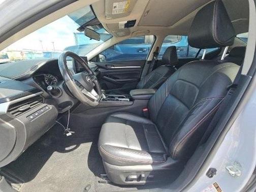 2023 Nissan Altima 2.0 SR