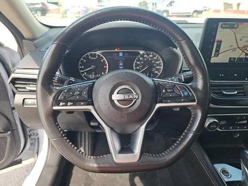 2023 Nissan Altima 2.0 SR
