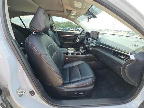 2023 Nissan Altima 2.0 SR