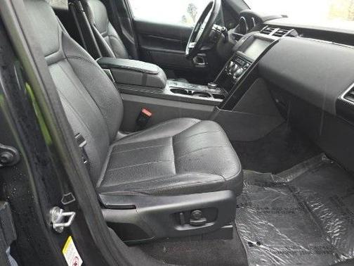 2019 Land Rover Discovery SE