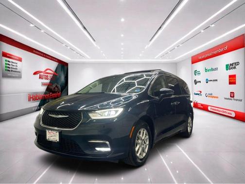 2022 Chrysler Pacifica Touring-L