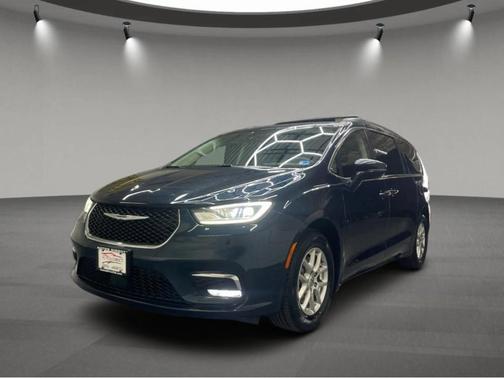 2022 Chrysler Pacifica Touring-L