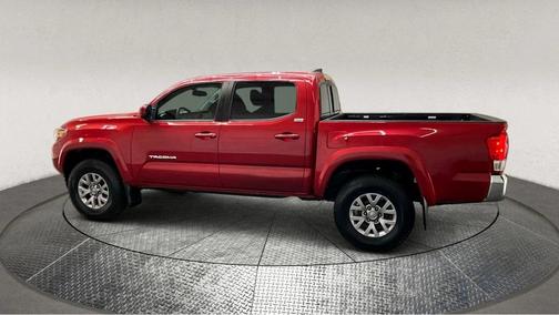 2016 Toyota Tacoma SR
