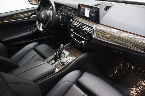 2018 BMW 530 i xDrive