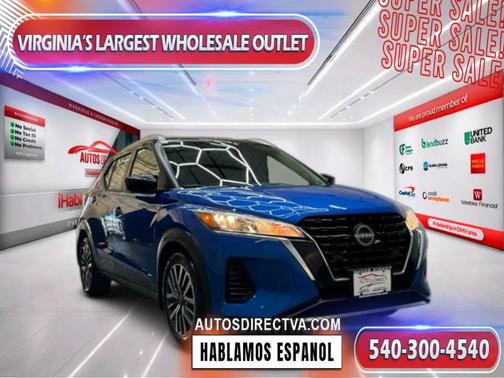 2 Tone Blue / Black 2023 Nissan Kicks SV