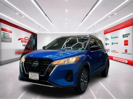 2 Tone Blue / Black 2023 Nissan Kicks SV