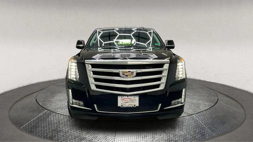2018 Cadillac Escalade Luxury