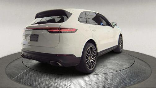 2021 Porsche Cayenne Base