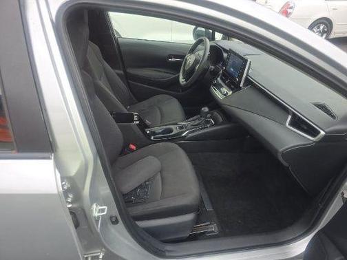 2020 Toyota Corolla Hybrid LE