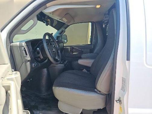 2020 GMC Savana 2500 Work Van