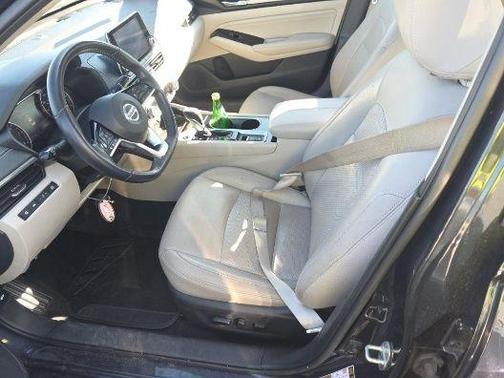 2020 Nissan Altima 2.5 SV