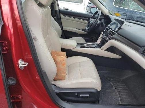 2018 Honda Accord Touring 2.0T