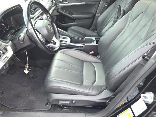 Black 2025 Acura Integra Base