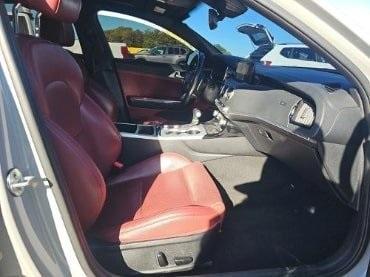 2022 Kia Stinger GT1