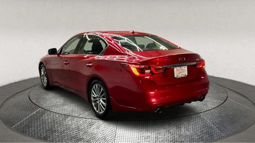 2023 INFINITI Q50 LUXE