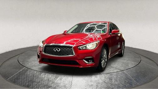 2023 INFINITI Q50 LUXE