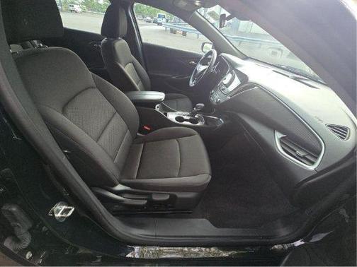 Mosaic Black Metallic 2023 Chevrolet Malibu LT