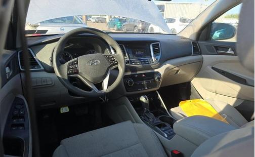 2018 Hyundai TUCSON SE