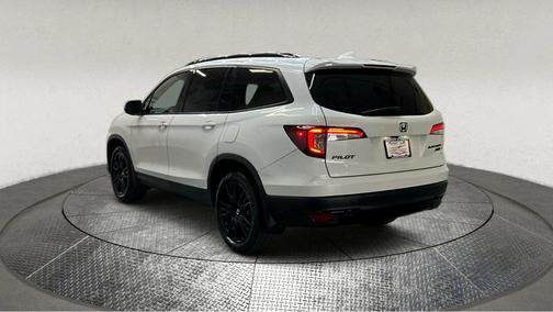 2022 Honda Pilot Black Edition