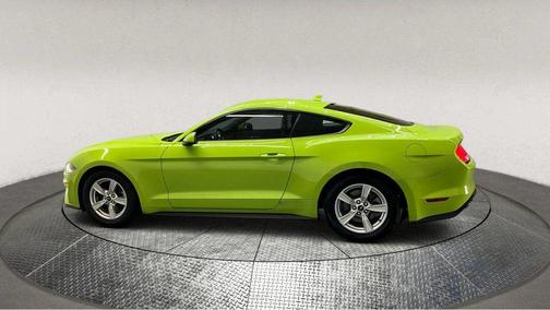 2020 Ford Mustang EcoBoost