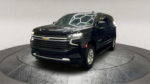 2022 Chevrolet Suburban LT