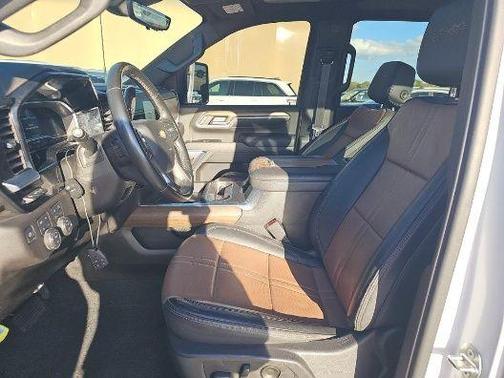 2024 Chevrolet Silverado 3500 High Country