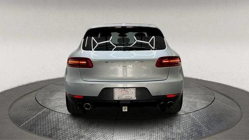 2017 Porsche Macan S
