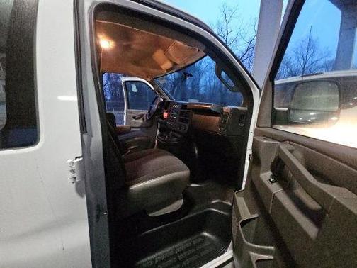 2024 Chevrolet Express 2500 Work Van