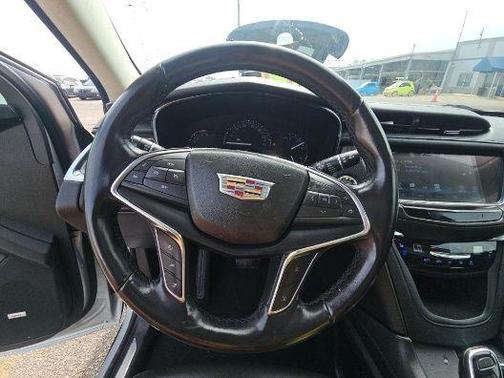 2019 Cadillac XT5 Premium Luxury