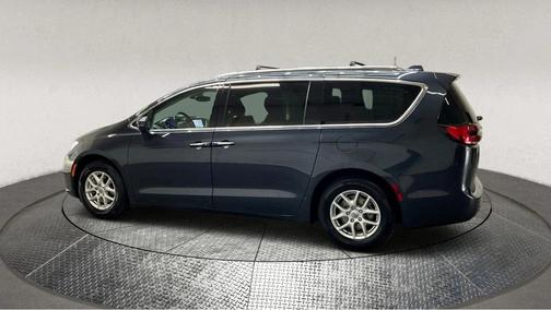 2021 Chrysler Pacifica Touring-L