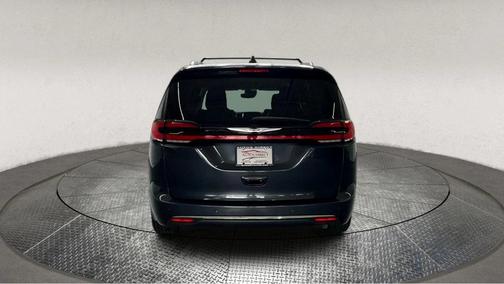 2021 Chrysler Pacifica Touring-L