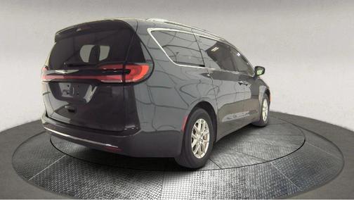 2021 Chrysler Pacifica Touring-L