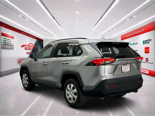 Silver Sky Metallic 2021 Toyota RAV4 LE