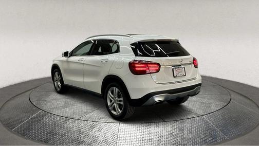 2020 Mercedes-Benz GLA 250 Base 4MATIC