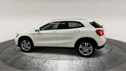 2020 Mercedes-Benz GLA 250 Base 4MATIC